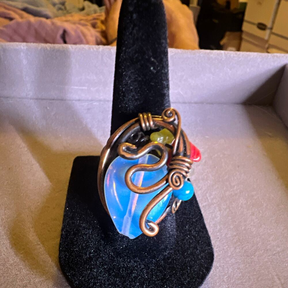 Wire Wrapped Copper Handcrafted Cocktail Ring Simulated White Opalescent Size 6